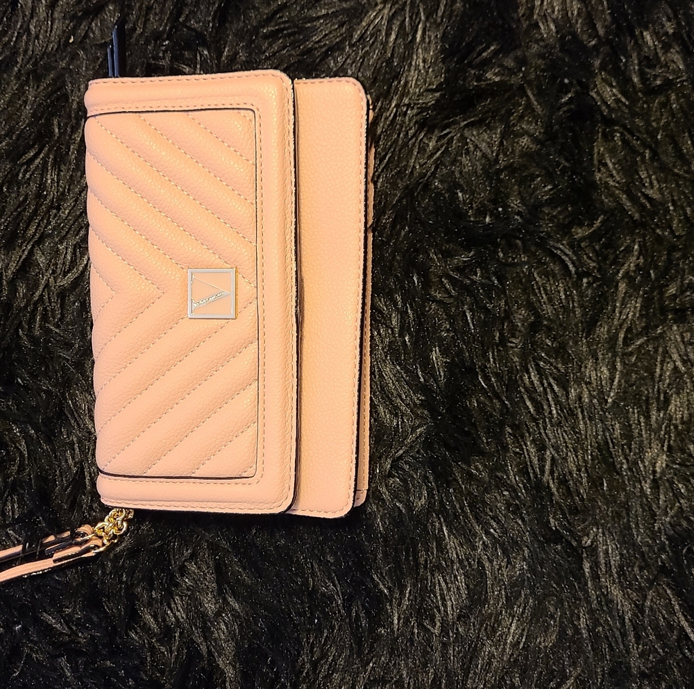 Wallet wrist clutch
